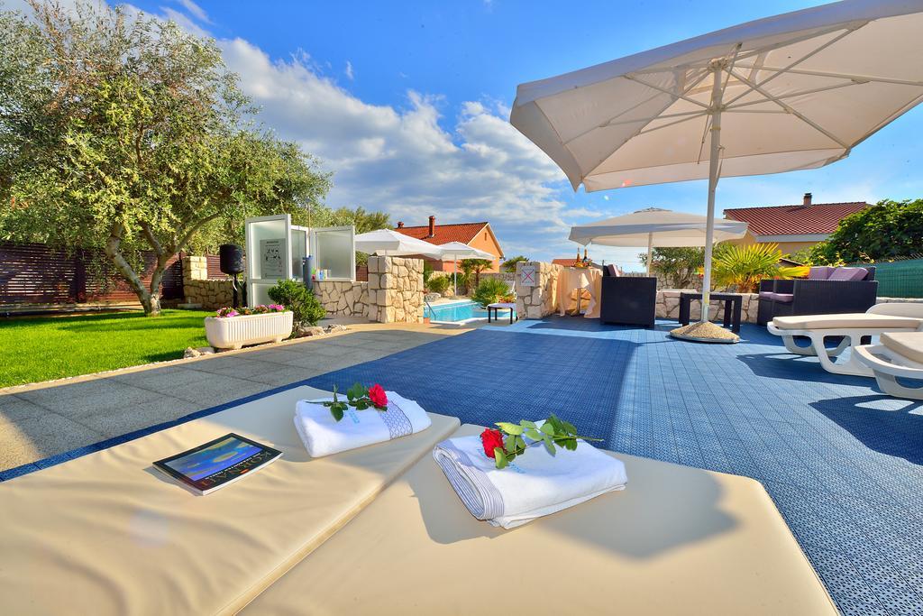 Villa Dalmatina Zadar Mit Pool Экстерьер фото