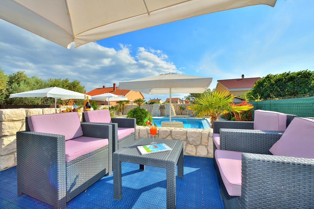 Villa Dalmatina Zadar Mit Pool Экстерьер фото