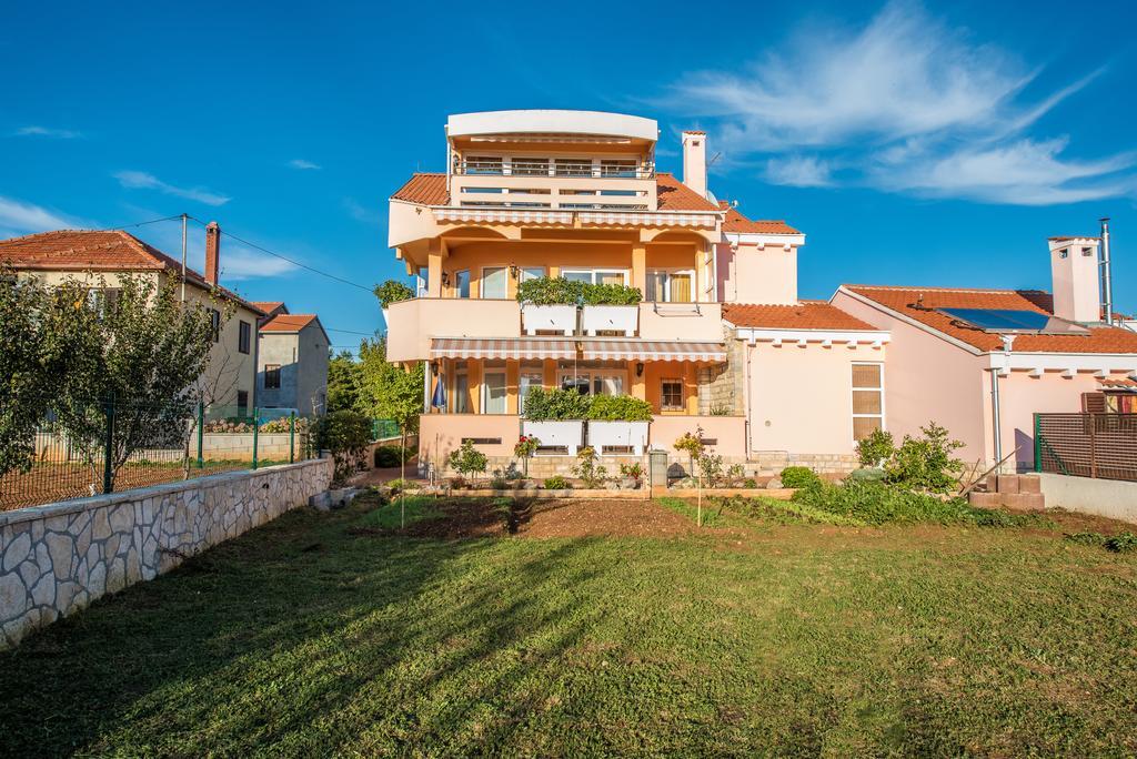 Villa Dalmatina Zadar Mit Pool Экстерьер фото
